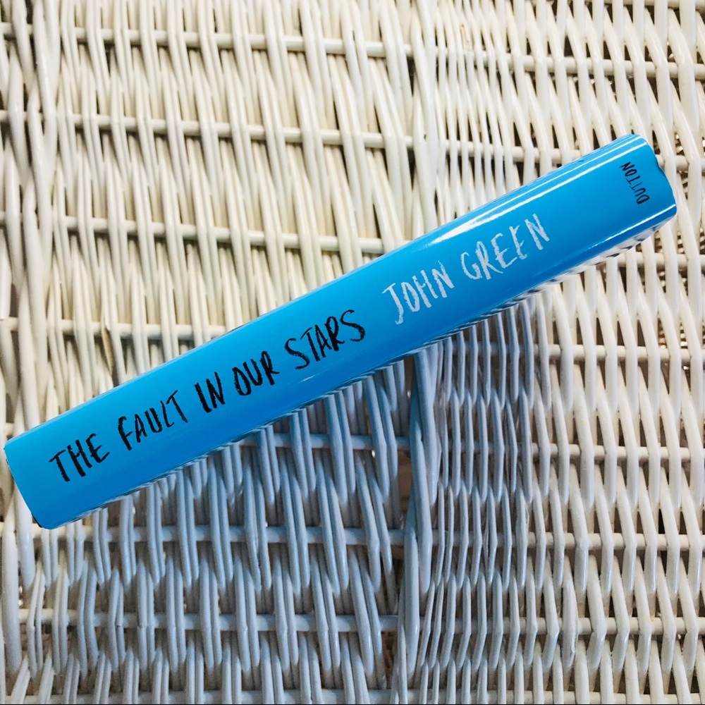 The Fault in Our Stars Novel by John Green - Picture 6 of 10